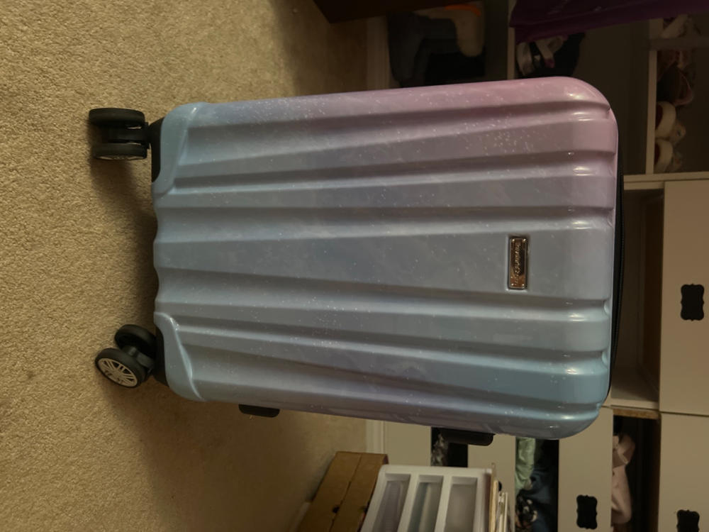 Ruma II Carry-On Spinner - Customer Photo From Anonymous