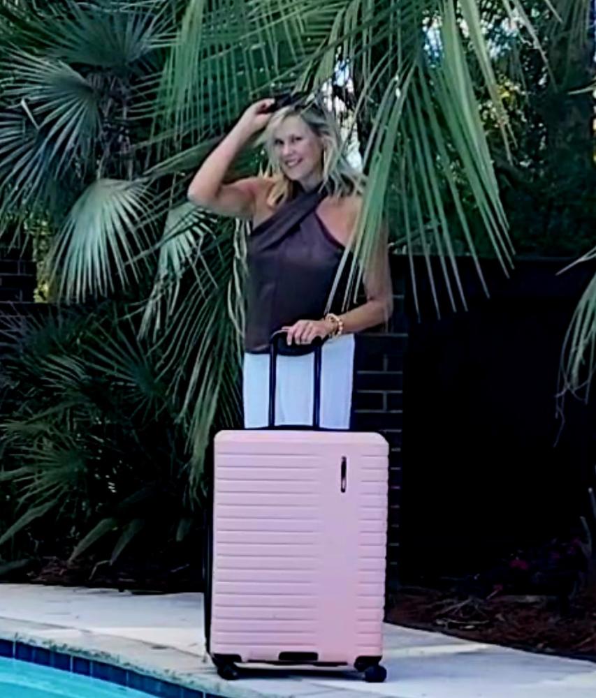 Archer 3 Piece 4 Wheel Spinner Luggage Suitcase Set w/ Built In USB Port in Carry On - Customer Photo From Ann Beth S