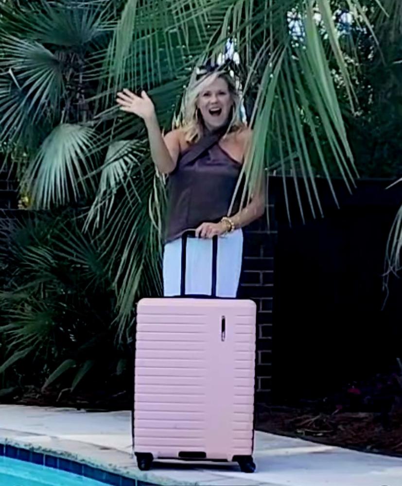 Archer 3 Piece 4 Wheel Spinner Luggage Suitcase Set w/ Built In USB Port in Carry On - Customer Photo From Ann Beth S