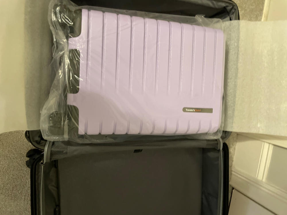 Archer 2 Piece Spinner Luggage Set w/ Built In USB Port - Customer Photo From Robyn Bible