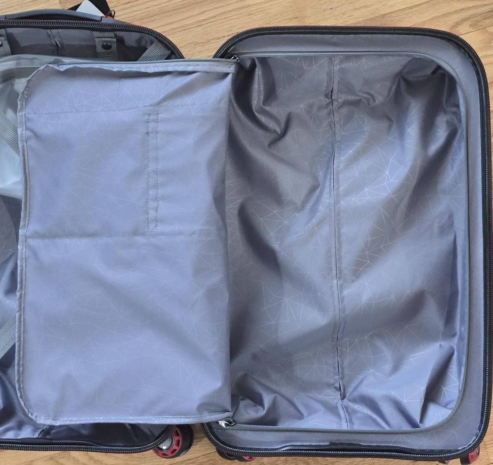 MaxPorter II Large Trunk Spinner Luggage - Customer Photo From John S.John S.