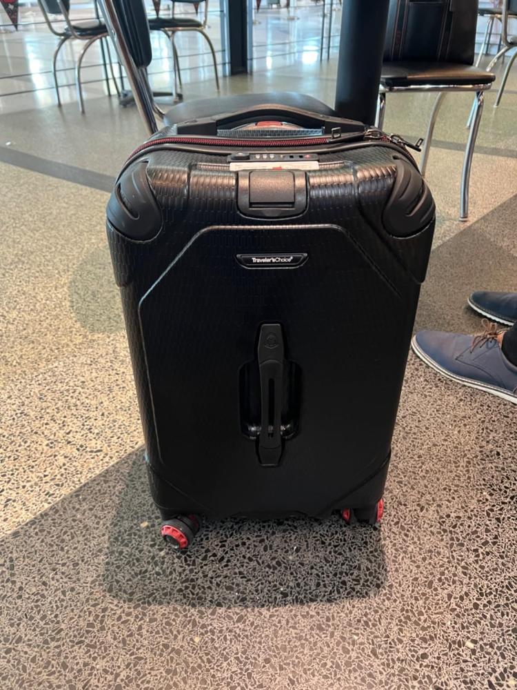 MaxPorter II Carry-On 22" Hardside Spinner Luggage - Customer Photo From _ItsJustKrys__ItsJustKrys_