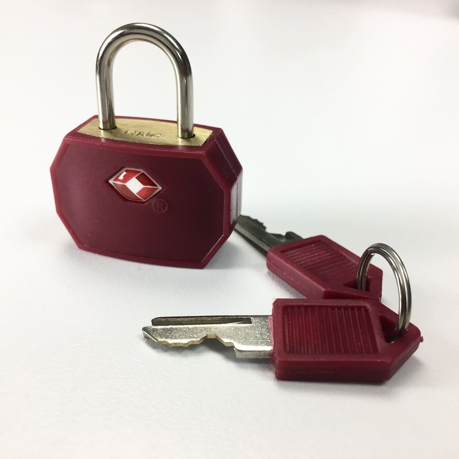 travel sentry approved tsa padlock with two keys travel accessory