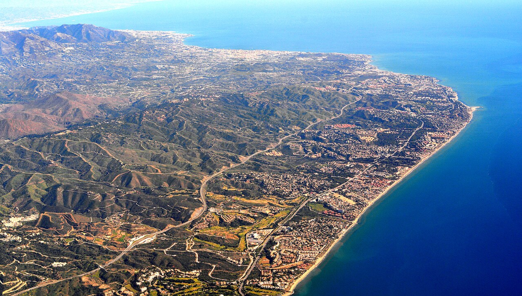 costa del sol overhead image showing coast line